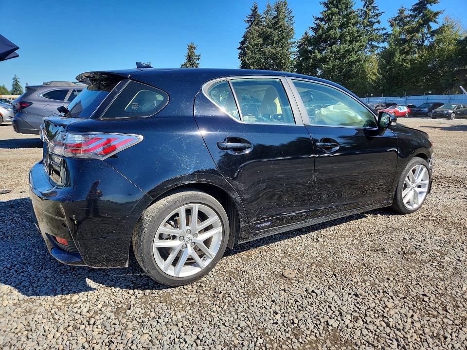 Photo 3 from auction – 2014 LEXUS CT with VIN JTHKD5BH9E2194695