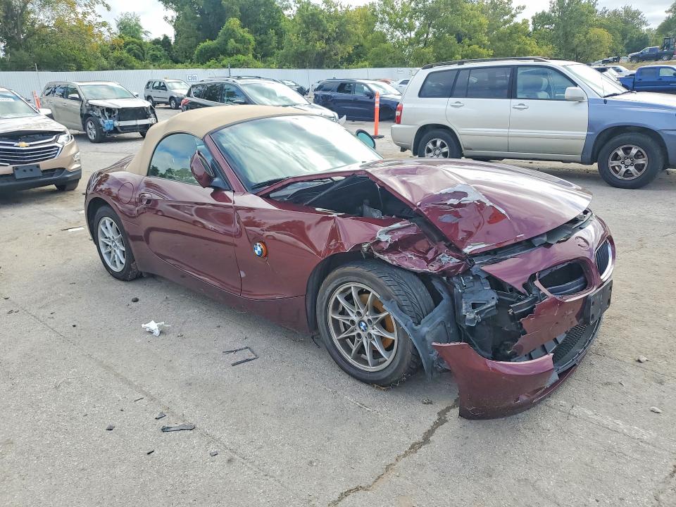 Фото 4 с аукциона – 2003 BMW Z4 с VIN 4USBT33413LS42907