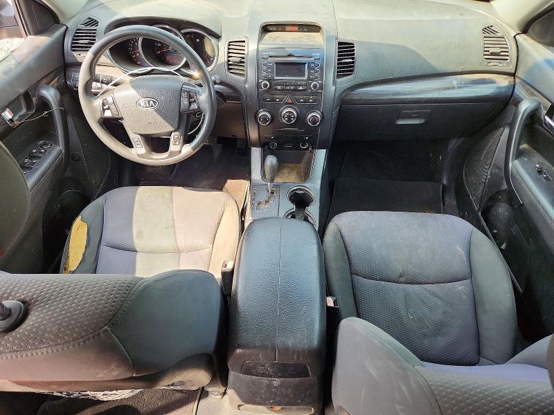 Foto 8 de la subasta – 2011 KIA SORENTO con VIN 5XYKTCA12BG144042