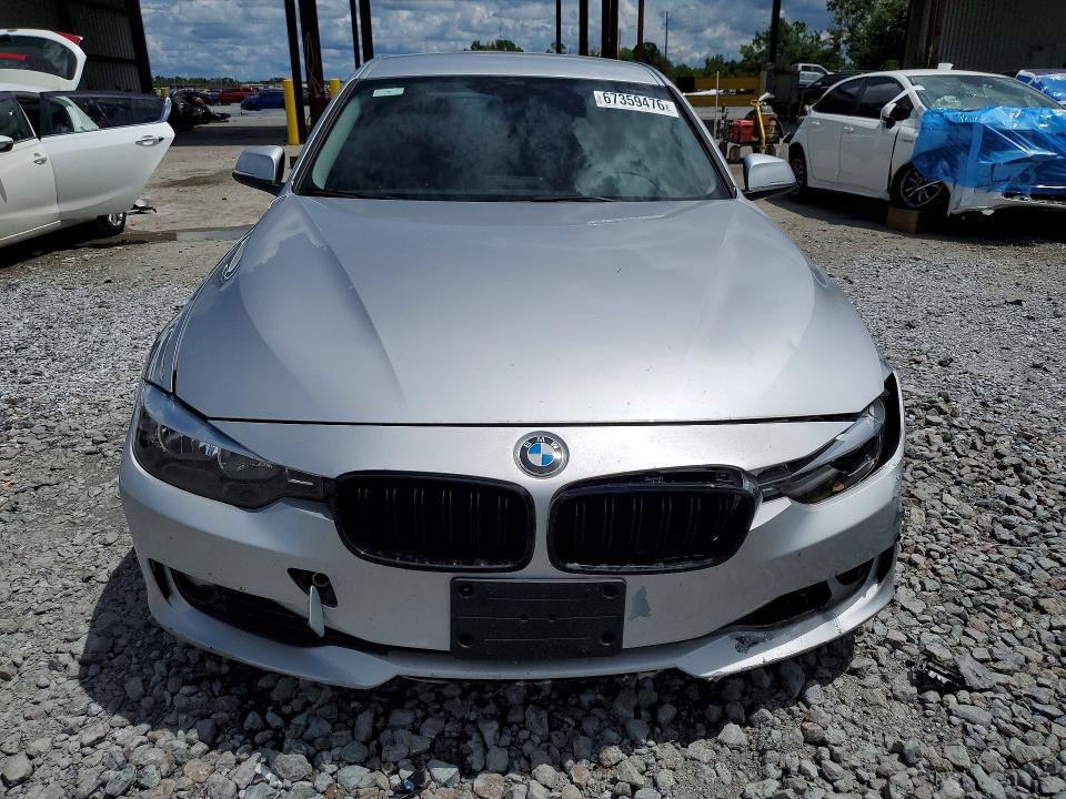 Photo 5 from auction – 2014 BMW 320 with VIN WBA3B1G57ENS80277