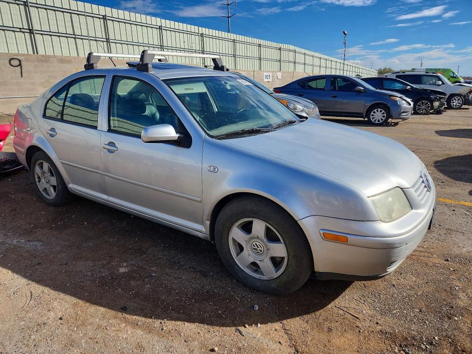 Photo 4 from auction – 2000 VOLKSWAGEN JETTA with VIN 3VWSC29M6YM201506