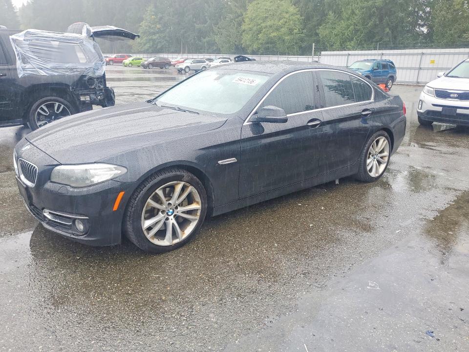 BMW 535 2015 مع رقم تعريف المركبة WBAFV3C58FD686498 - صورة من المزاد