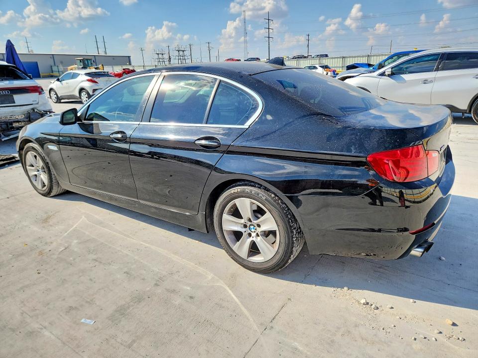 Photo 2 from auction – 2013 BMW 528 with VIN WBAXH5C5XDDW12634