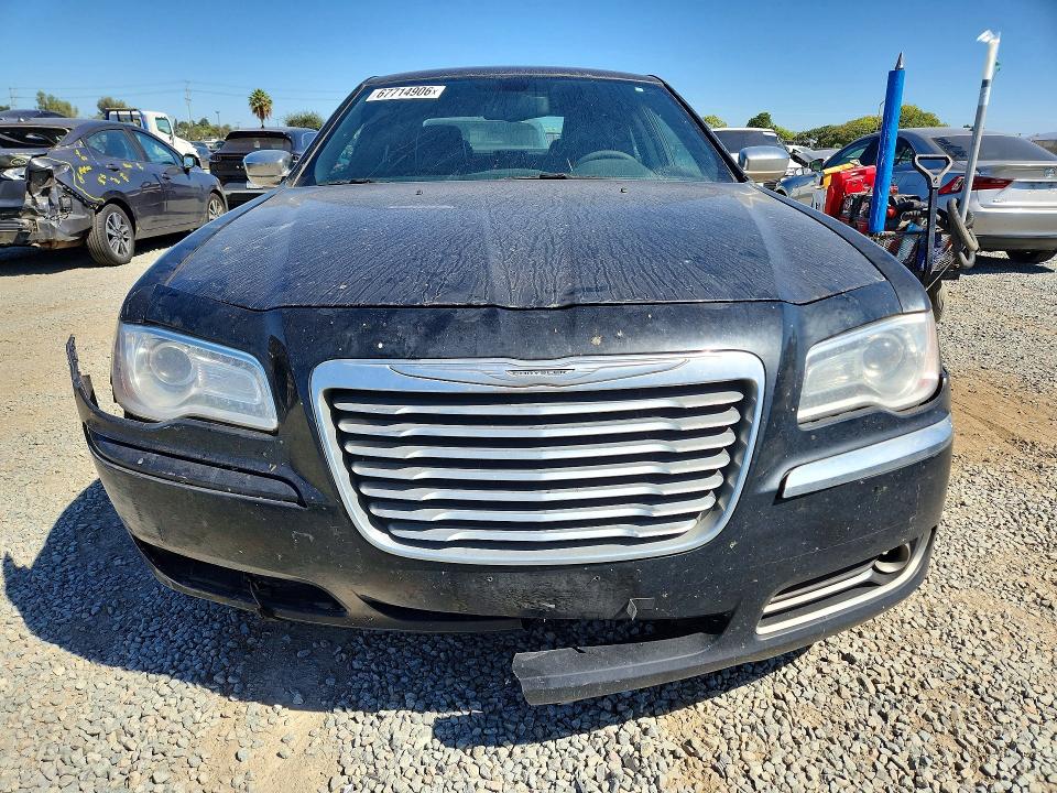 Photo 5 from auction – 2014 CHRYSLER 300 with VIN 2C3CCAAG1EH345843