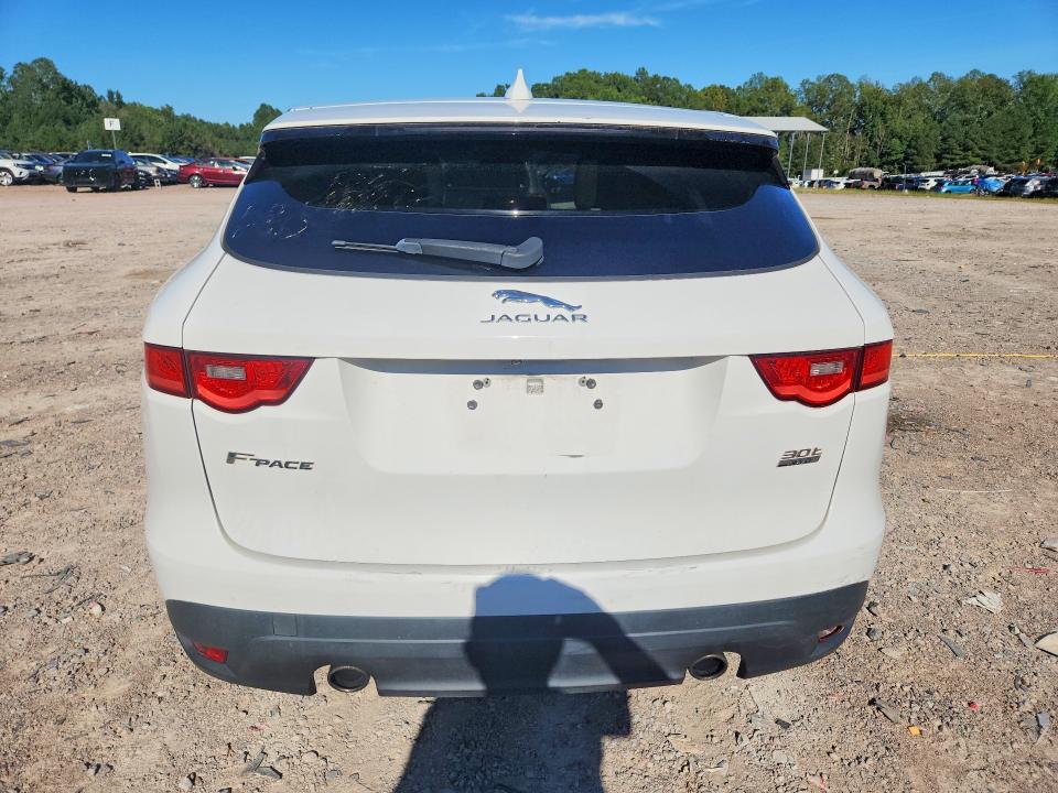 Photo 6 from auction – 2018 JAGUAR F-PACE with VIN SADCJ2GX7JA237108