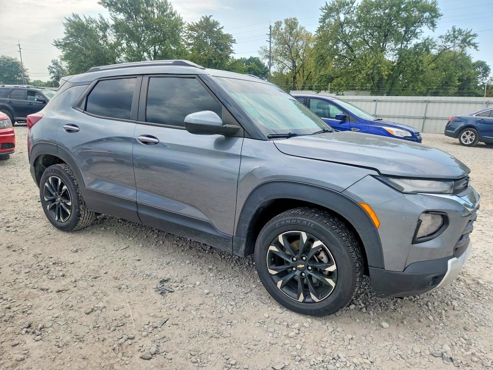 Photo 4 from auction – 2021 CHEVROLET TRAILBLAZER with VIN KL79MRSL8MB048814