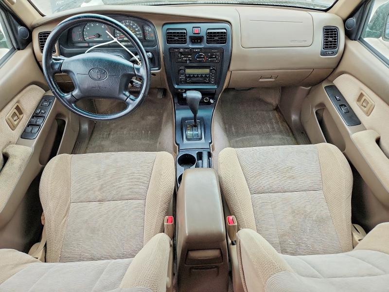 Photo 8 from auction – 2000 TOYOTA 4RUNNER with VIN JT3GN86R9Y0141718