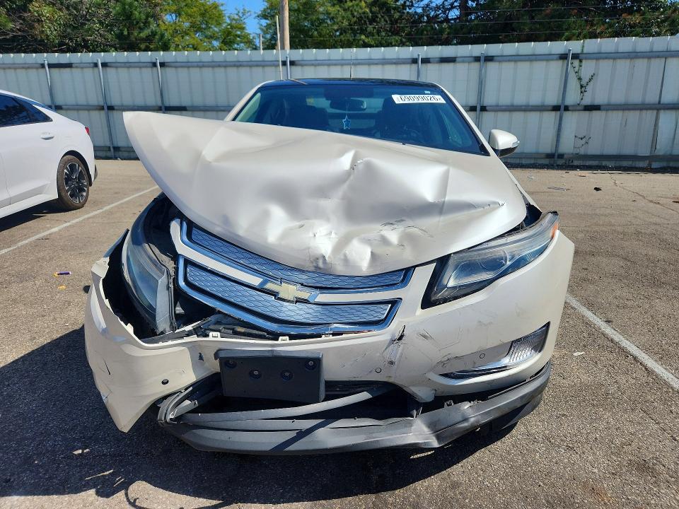 Photo 5 from auction – 2012 CHEVROLET VOLT with VIN 1G1RD6E45CU107867
