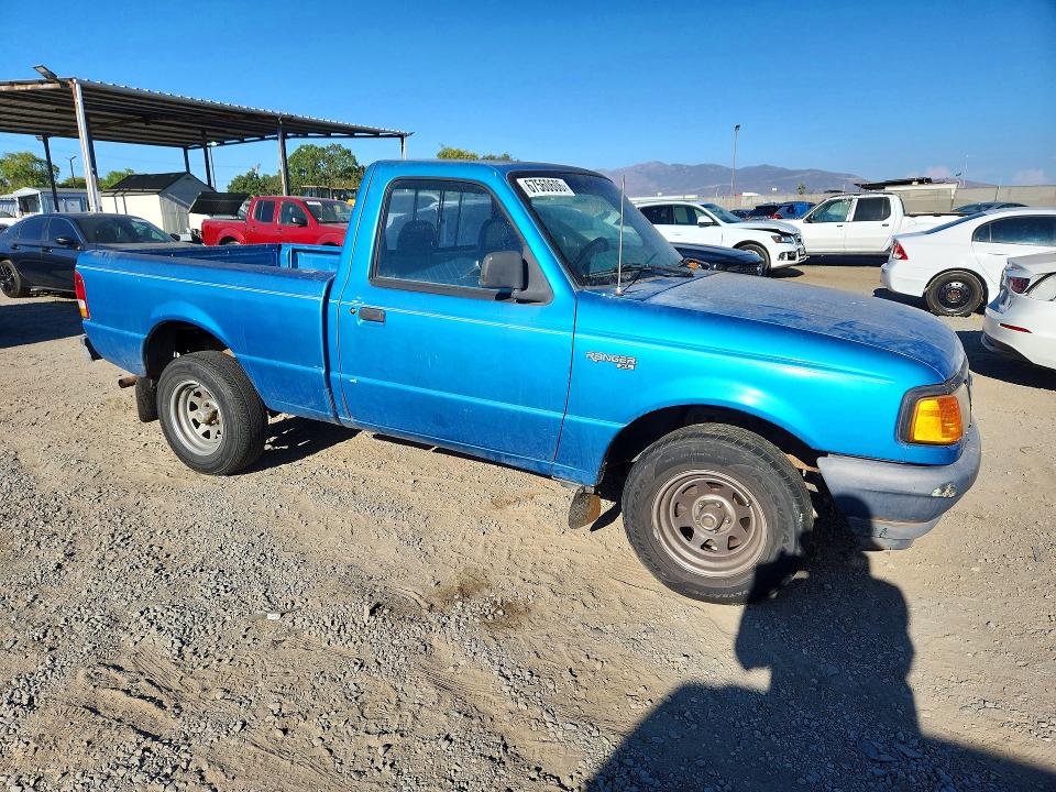 Photo 4 from auction – 1994 FORD RANGER with VIN 1FTCR10A7RUD74760