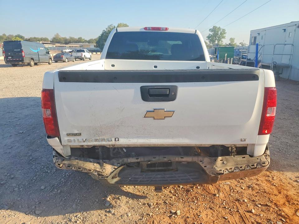 Photo 6 from auction – 2011 CHEVROLET SILVERADO with VIN 1GCRKSE30BZ111792