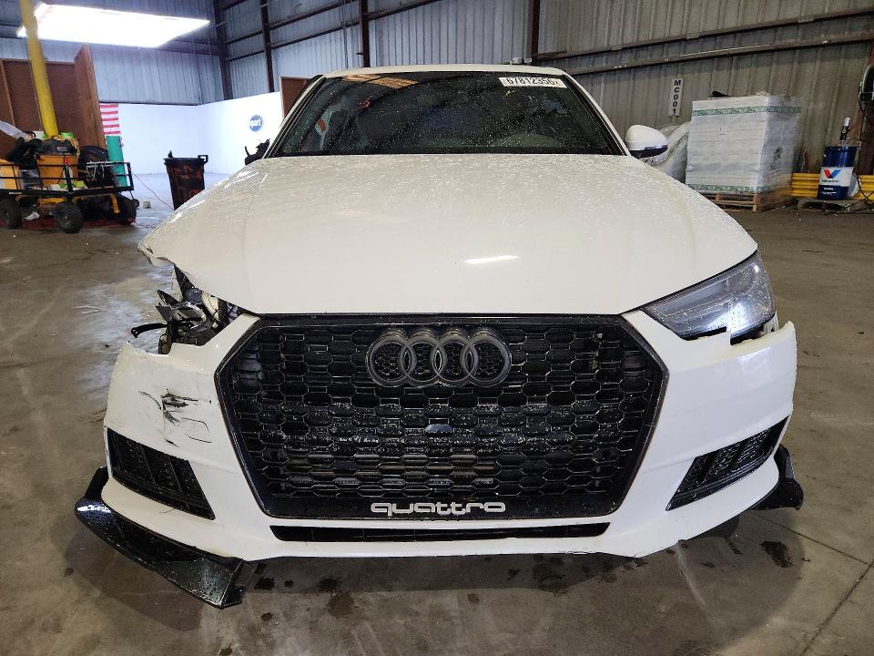 Foto 5 de la subasta – 2017 AUDI A4 con VIN WAUANAF49HN043351
