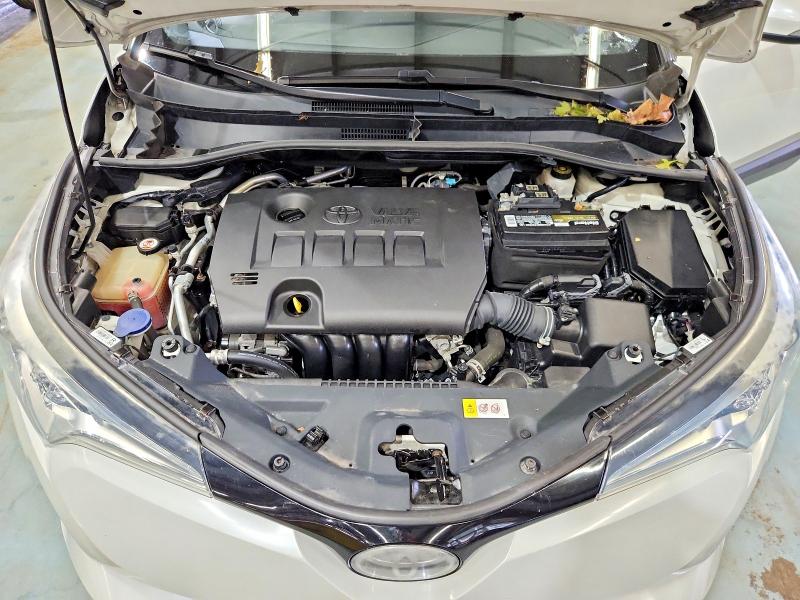 Photo 11 from auction – 2018 TOYOTA C-HR with VIN NMTKHMBX2JR042119