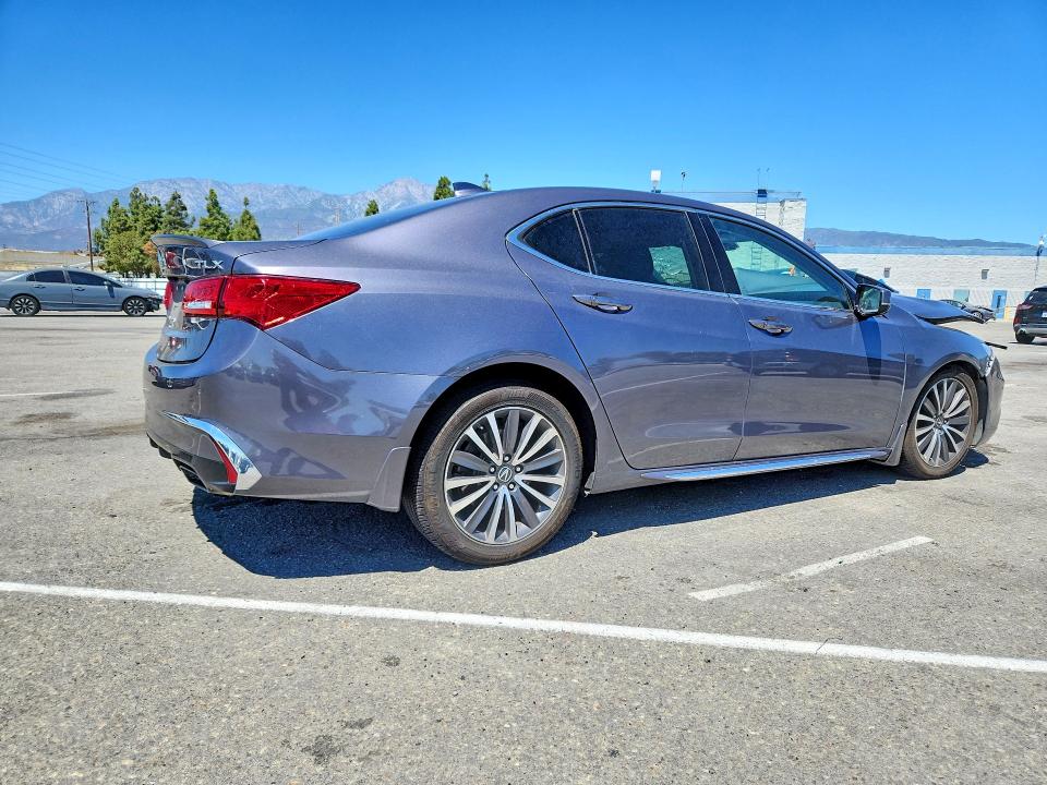 Photo 3 from auction – 2018 ACURA TLX with VIN 19UUB2F77JA002854