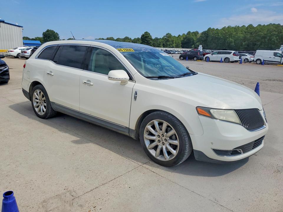 Photo 4 from auction – 2013 LINCOLN MKT with VIN 2LMHJ5AT1DBL58654