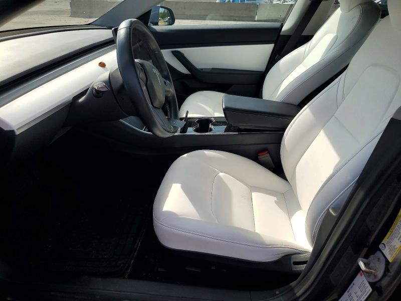 Photo 7 from auction – 2018 TESLA MODEL 3 with VIN 5YJ3E1EB7JF100498