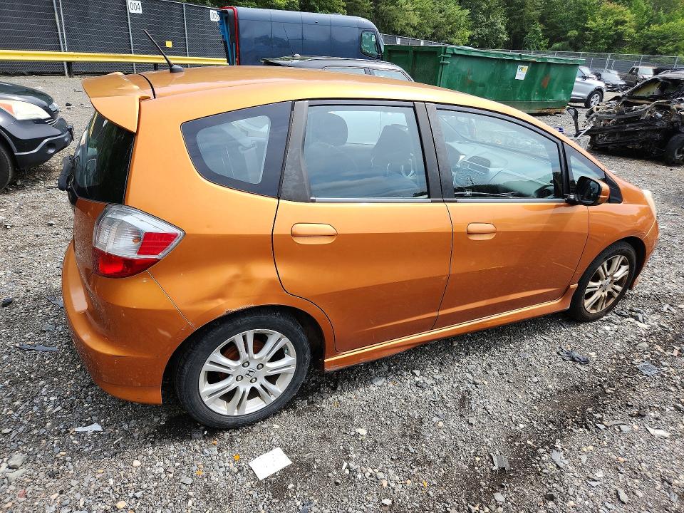 Photo 3 from auction – 2009 HONDA FIT with VIN JHMGE88459S039303