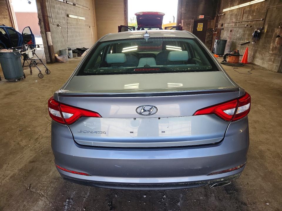 Photo 6 from auction – 2016 HYUNDAI SONATA with VIN 5NPE24AF4GH386624
