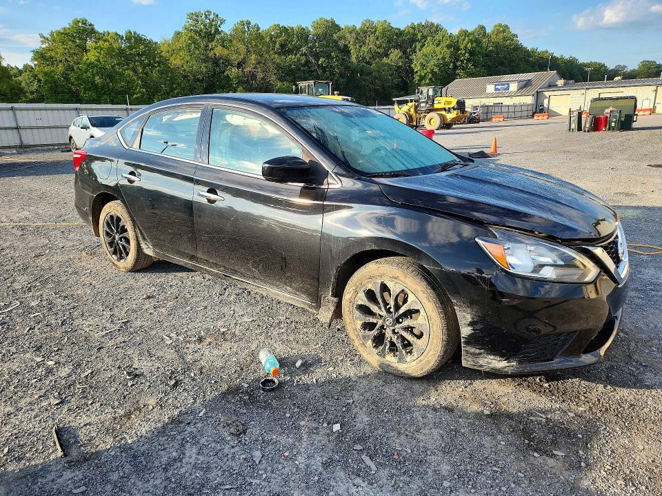 Photo 4 from auction – 2018 NISSAN SENTRA with VIN 3N1AB7AP2JY341042