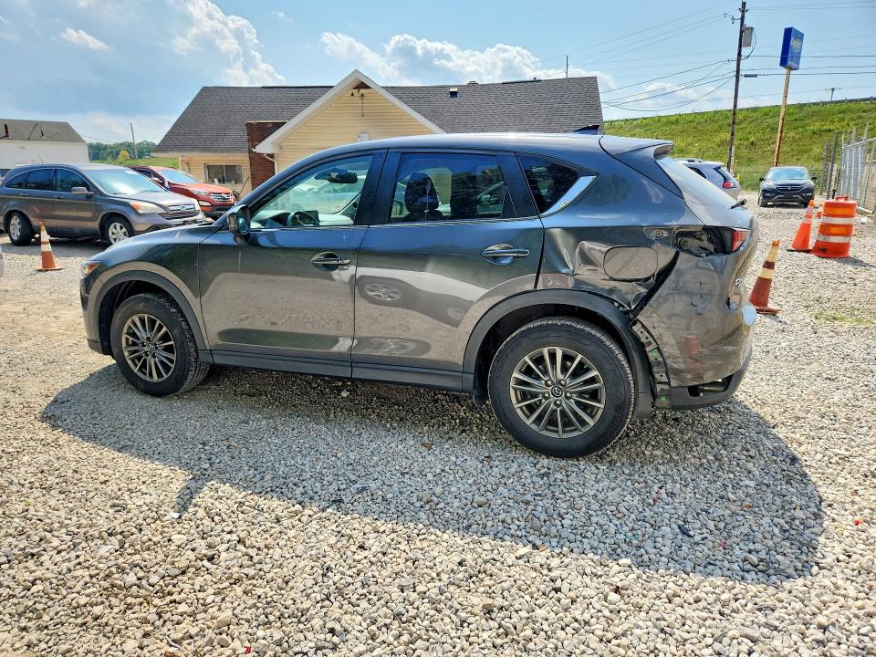 Photo 2 from auction – 2017 MAZDA CX-5 with VIN JM3KFBCL6H0225678