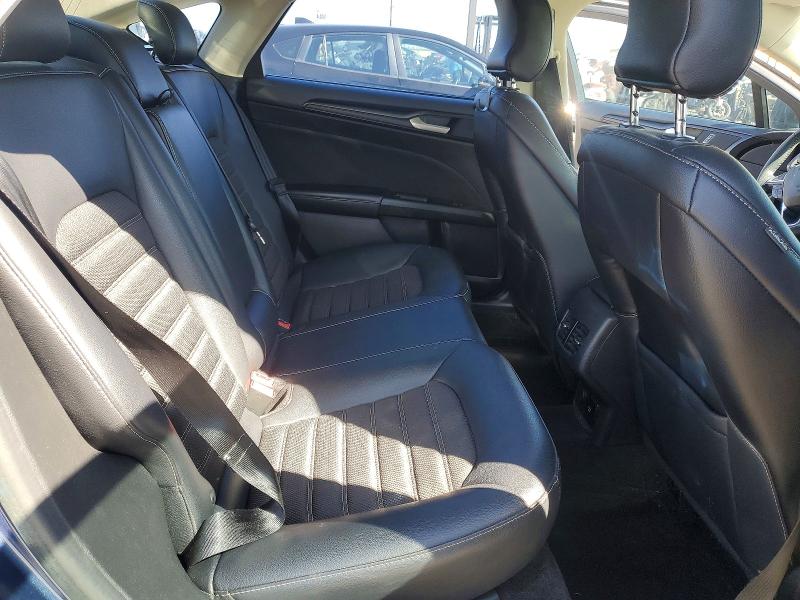 Photo 10 from auction – 2018 FORD FUSION with VIN 3FA6P0LU1JR207816