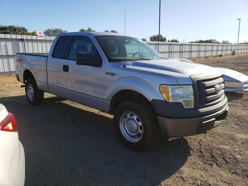Photo 4 from auction – 2010 FORD F150 with VIN 1FTEX1EW0AKE47664
