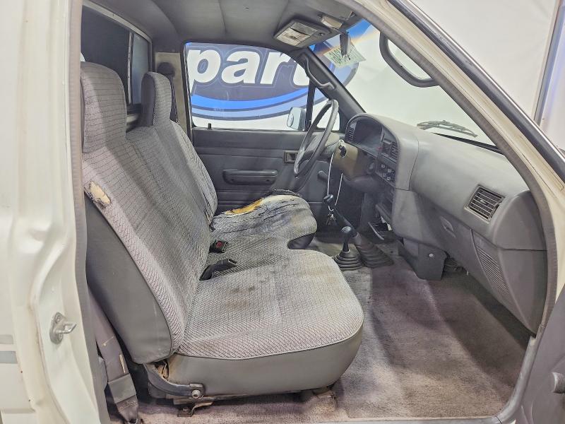 Photo 10 from auction – 1992 TOYOTA PICKUP with VIN JT4RN02PXN7003120