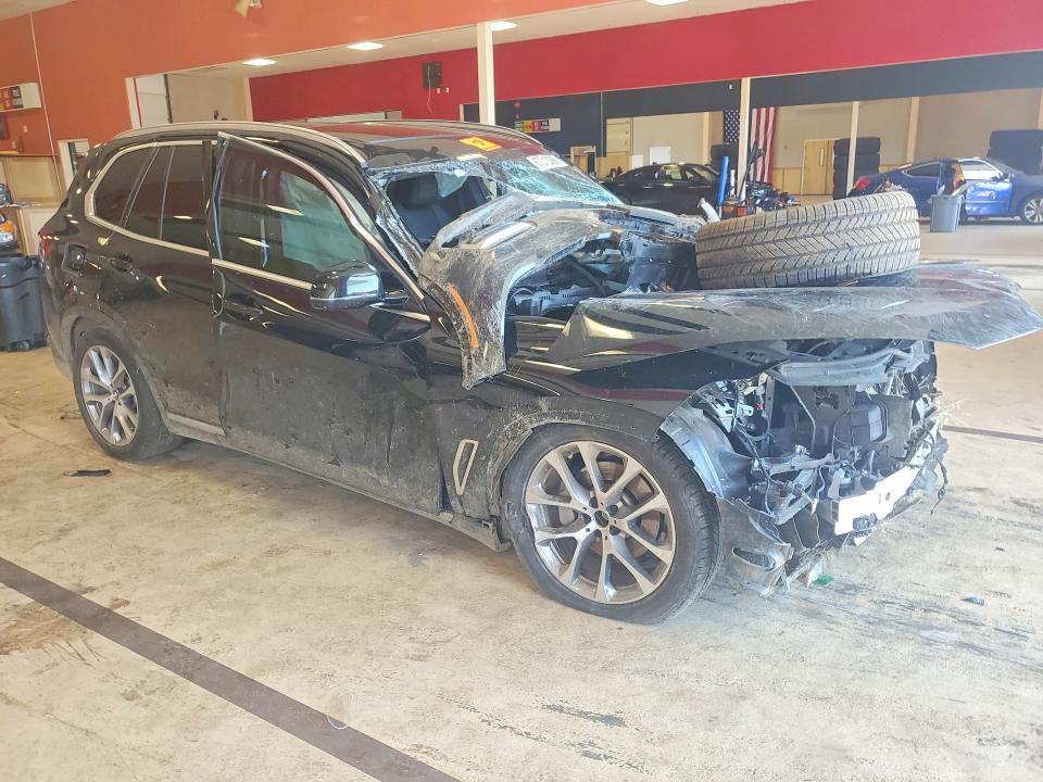 Photo 4 from auction – 2022 BMW X5 with VIN 5UXCR6C01N9K10707