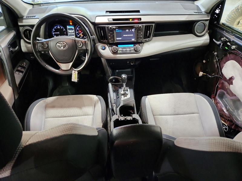 Photo 8 from auction – 2017 TOYOTA RAV4 with VIN JTMRFREV4HD218087