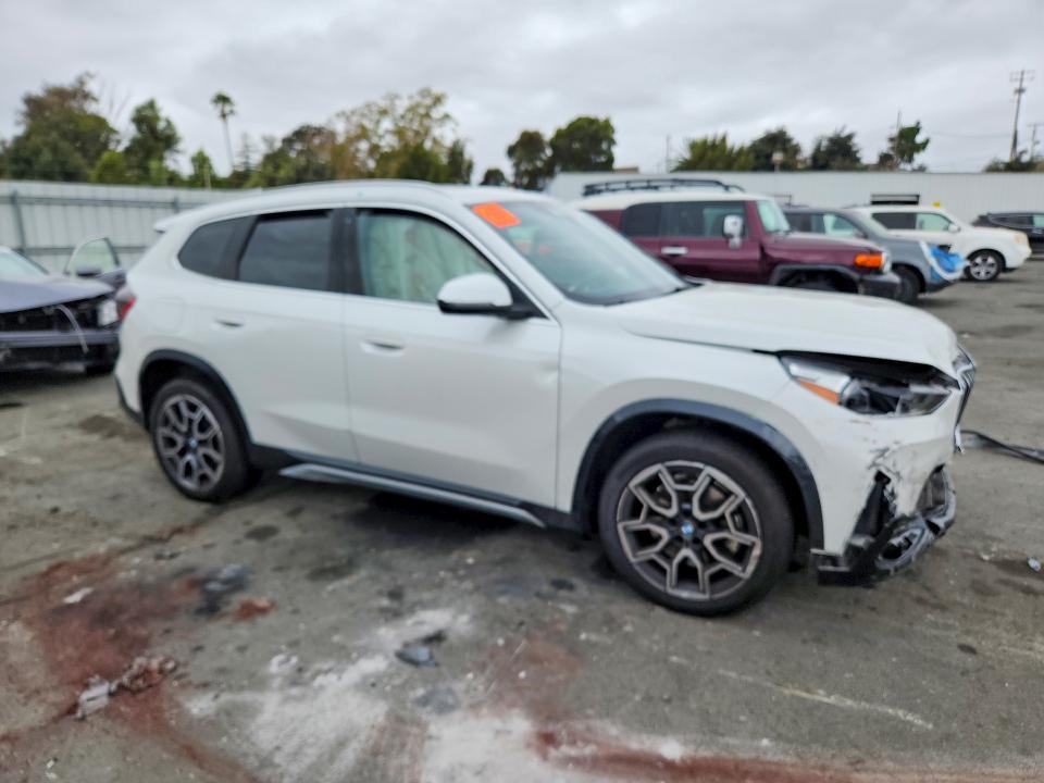 Photo 4 from auction – 2025 BMW X1 with VIN WBX73EF00S5171365