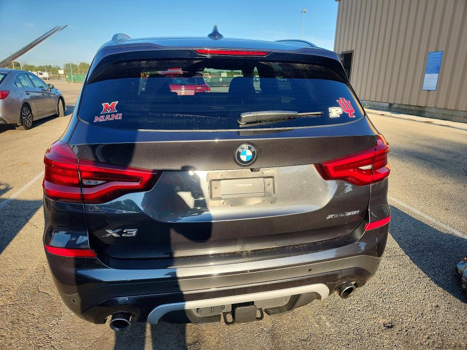Zdjęcie 6 z aukcji – 2021 BMW X3 z VIN 5UXTY5C03M9F93600