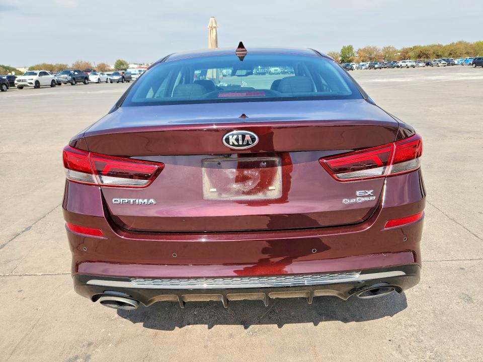 Foto 6 de la subasta – 2019 KIA OPTIMA con VIN 5XXGU4L18KG336656