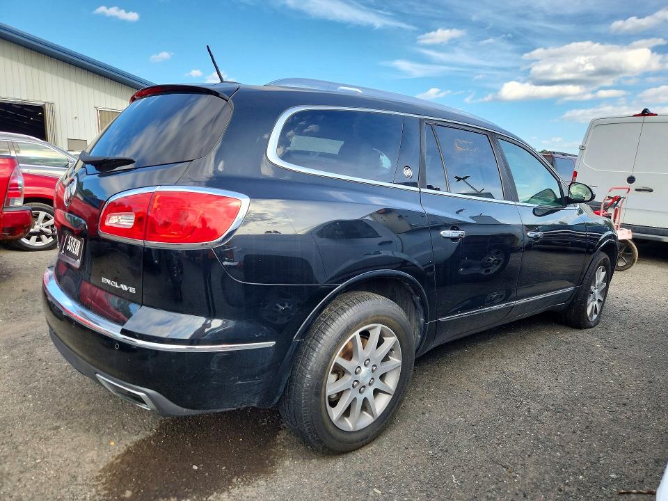 Photo 3 from auction – 2017 BUICK ENCLAVE with VIN 5GAKRBKDXHJ315034