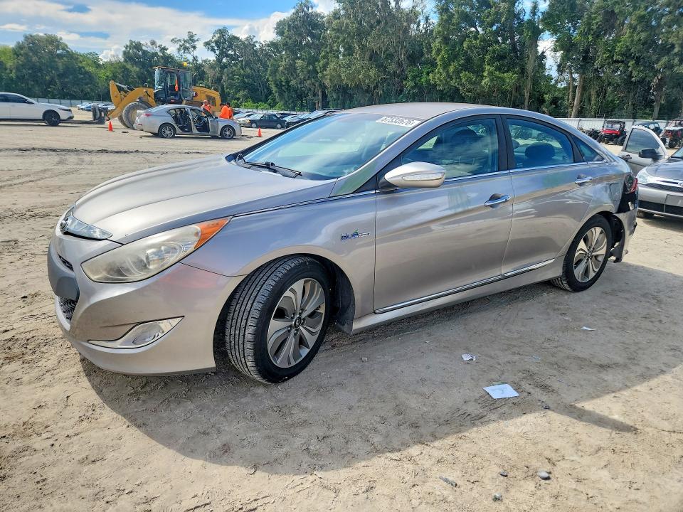 HYUNDAI SONATA 2013 с VIN KMHEC4A42DA094755 - Фото с аукциона
