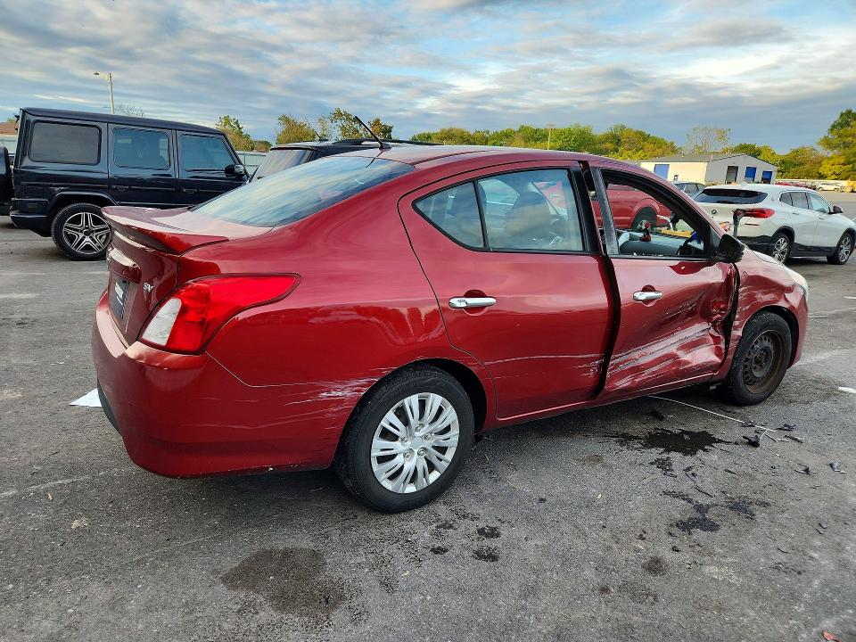 Снимка 3 от търг – 2017 NISSAN VERSA с VIN 3N1CN7AP6HK424275