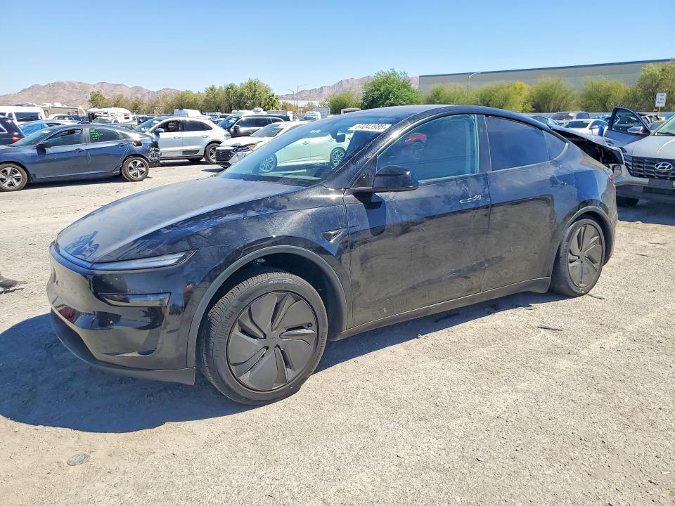 2026 TESLA MODEL Y