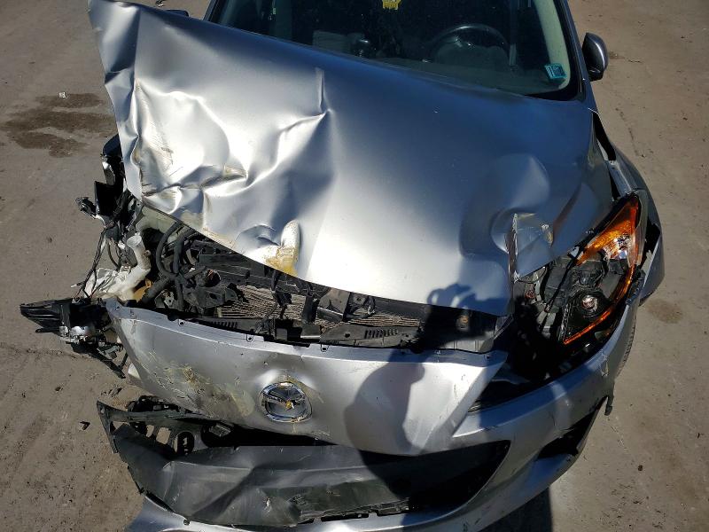 Снимка 11 от търг – 2012 MAZDA 3 с VIN JM1BL1L87C1537101
