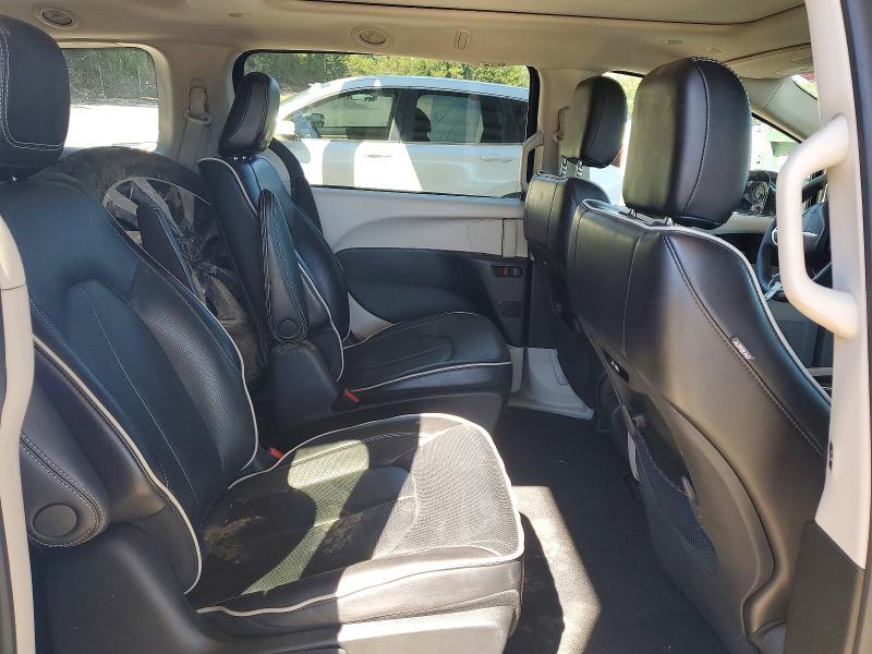 Photo 11 from auction – 2023 CHRYSLER PACIFICA with VIN 2C4RC1S76PR632323