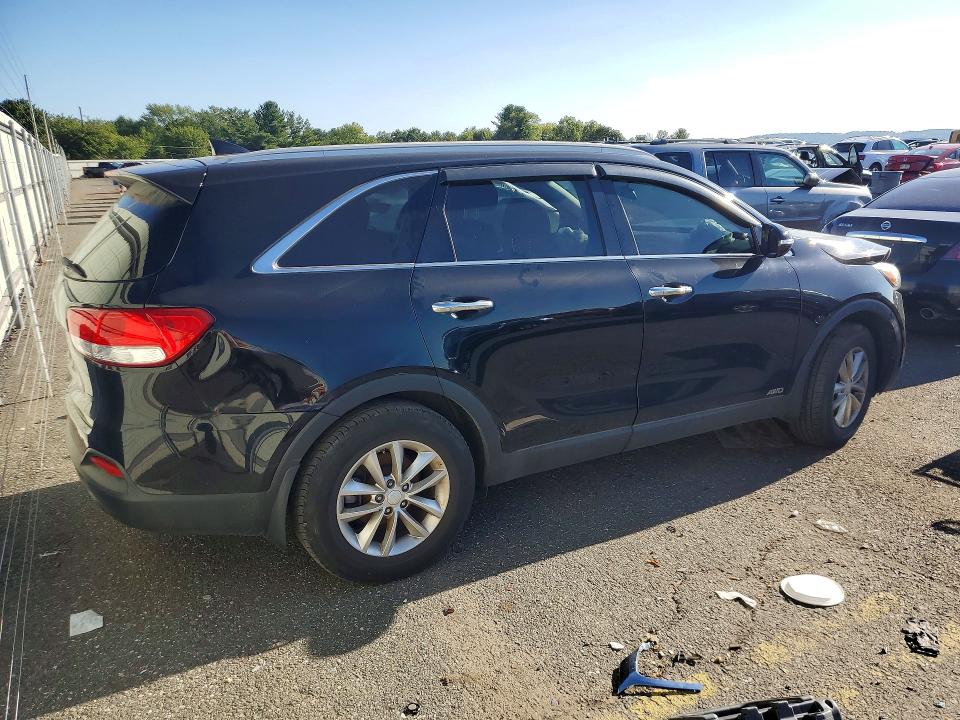 Photo 3 from auction – 2018 KIA SORENTO with VIN 5XYPGDA33JG377377
