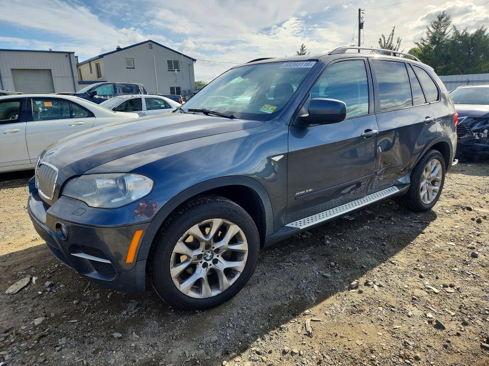 صورة رقم 1 من المزاد - 2012 BMW X5 مع VIN 5UXZV4C5XCL765452