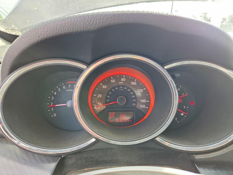 Zdjęcie 9 z aukcji – 2011 KIA SORENTO z VIN 5XYKWDA21BG174798