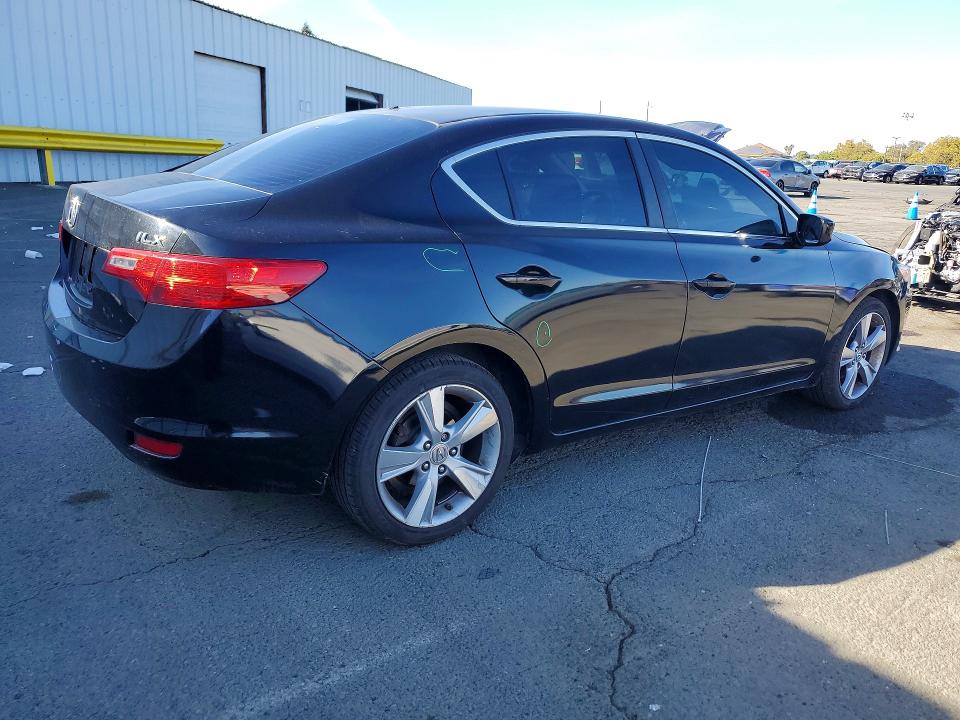 Photo 3 from auction – 2014 ACURA ILX with VIN 19VDE1F79EE005735