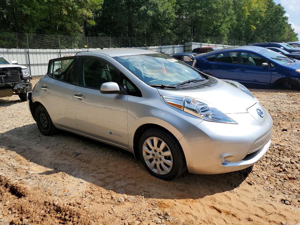 Photo 4 from auction – 2017 NISSAN LEAF with VIN 1N4BZ0CP8HC306113
