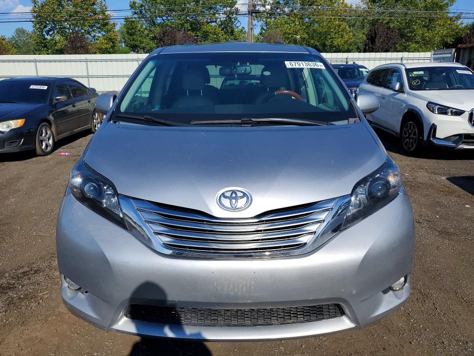 Photo 5 from auction – 2012 TOYOTA SIENNA with VIN 5TDDK3DC4CS036325