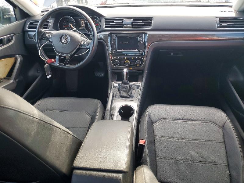 Снимка 8 от търг – 2018 VOLKSWAGEN PASSAT с VIN 1VWBA7A3XJC017103