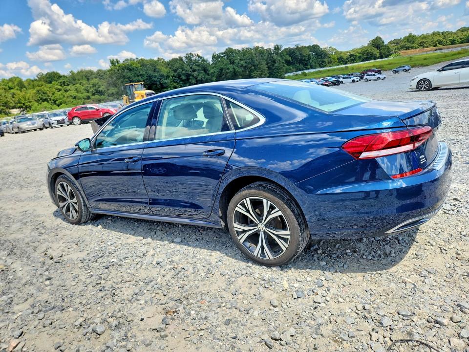 Photo 2 from auction – 2021 VOLKSWAGEN PASSAT with VIN 1VWSA7A31MC016975