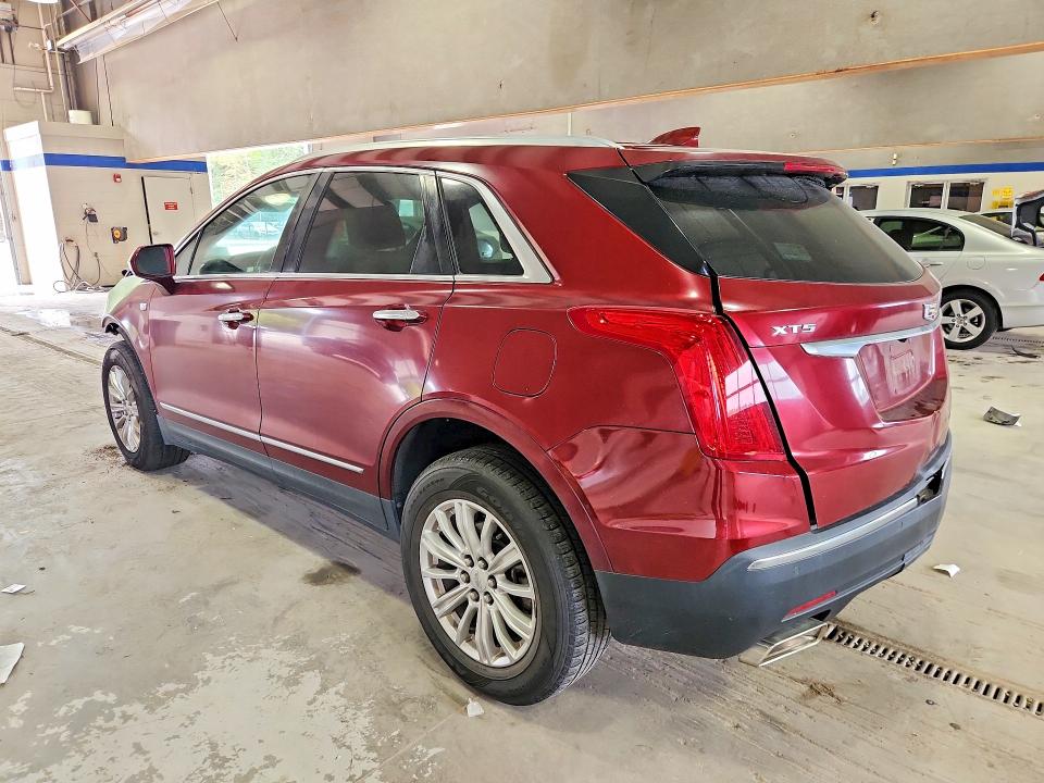 Снимка 2 от търг – 2018 CADILLAC XT5 с VIN 1GYKNARS4JZ143447