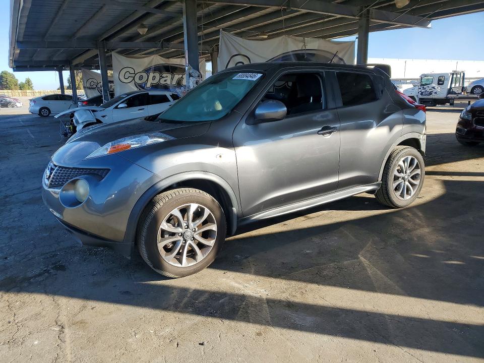 Снимка 1 от търг – 2011 NISSAN JUKE с VIN JN8AF5MR9BT013313