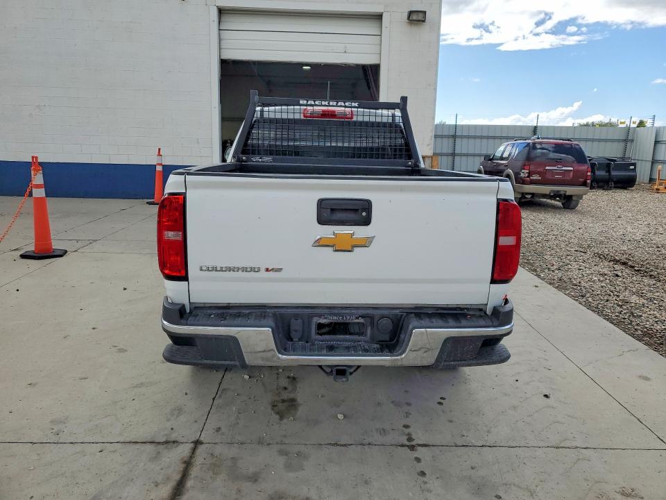 Photo 6 from auction – 2017 CHEVROLET COLORADO with VIN 1GCHTBENXH1166901