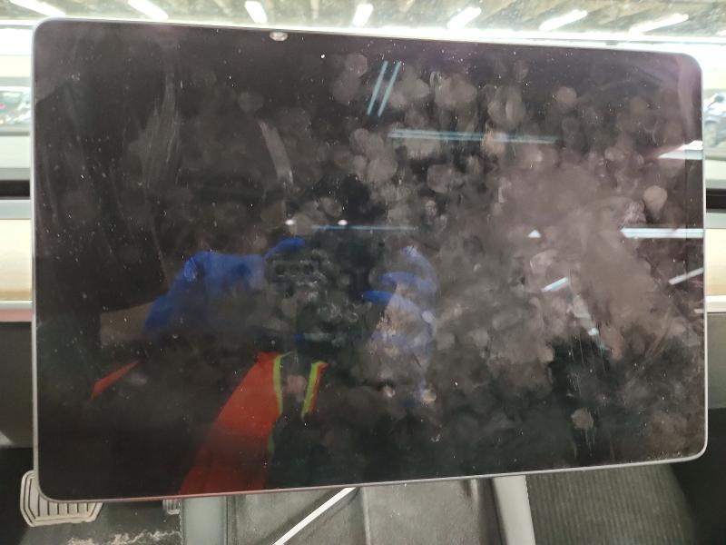 Zdjęcie 9 z aukcji – 2022 TESLA MODEL 3 z VIN 5YJ3E1EA6NF287875