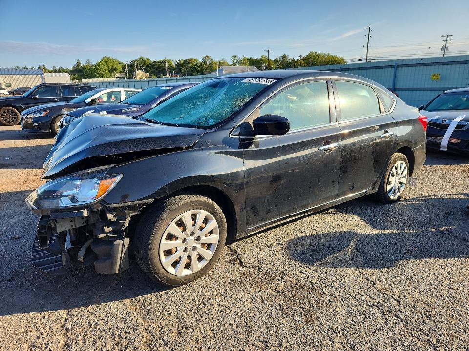 NISSAN SENTRA 2017 with VIN 3N1AB7AP6HY300018 - Photo from auction